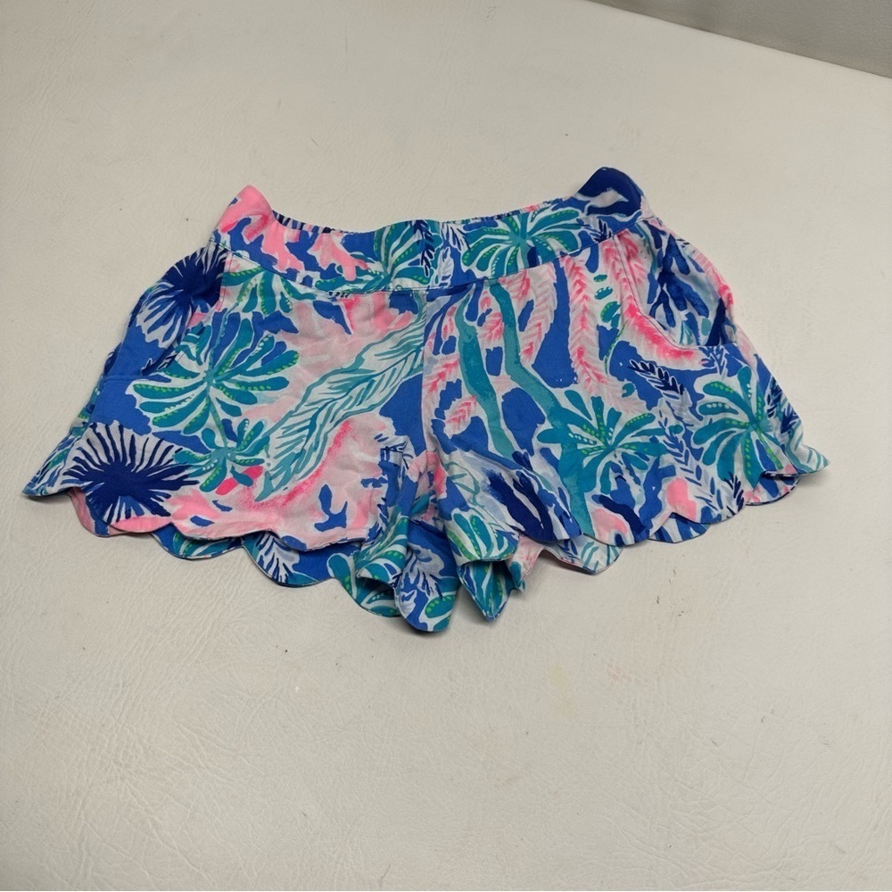 Lilly Pulitzer Colorful floral Women's Shorts size XS